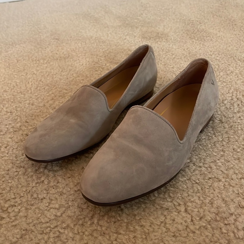 Worn twice Grey Vionic Flats!